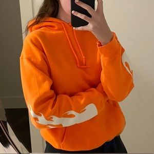 KYLIE JENNER SHOP hoodie size medium